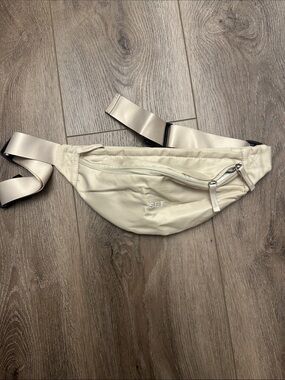 SET Active Cream Belt Bag Crossbody